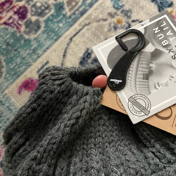 C.C messy bun beanie NWT - Picture 5 of 5